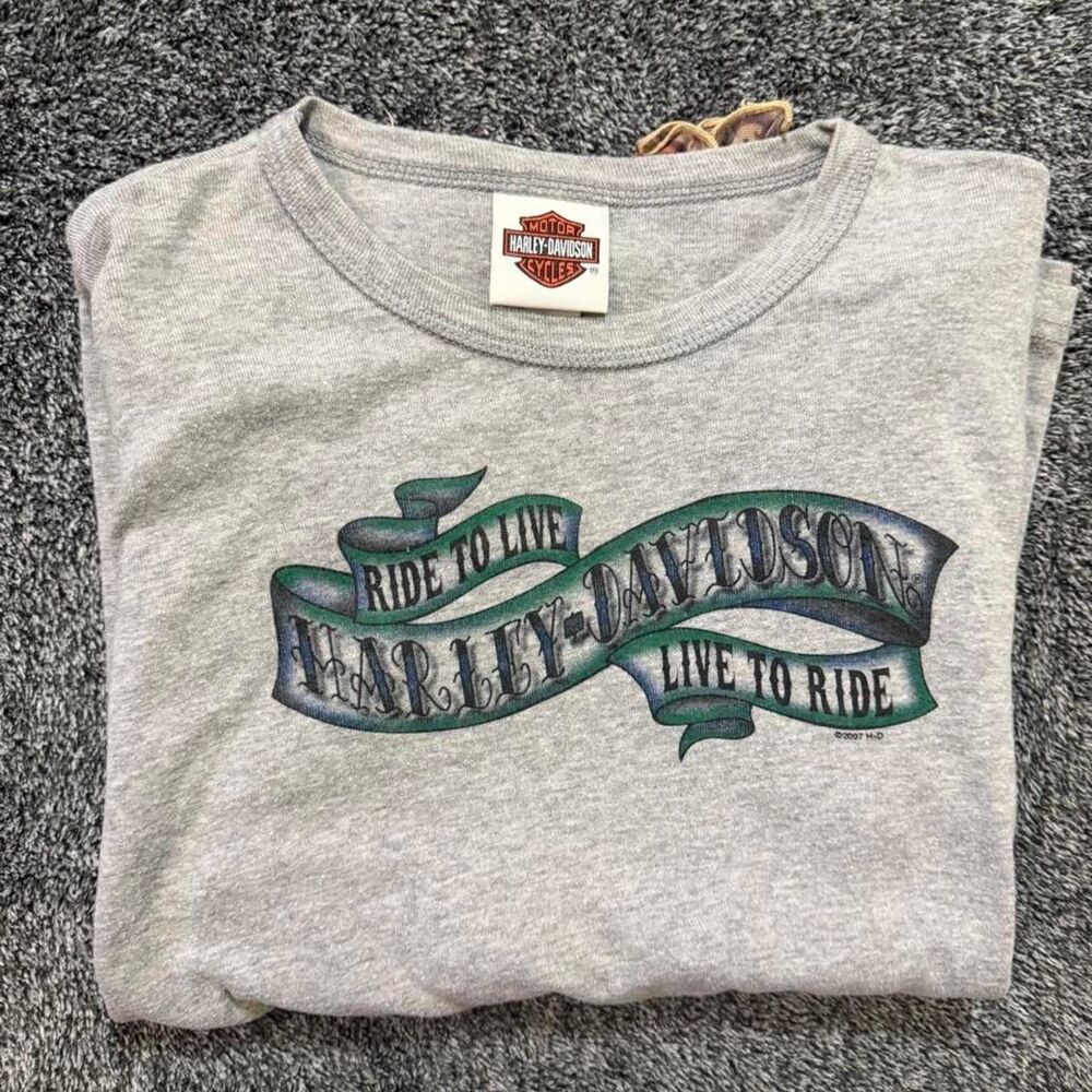 Vintage rare 2007 Harley Davidson gray long sleeve shirt tattoo sleeve women’s M